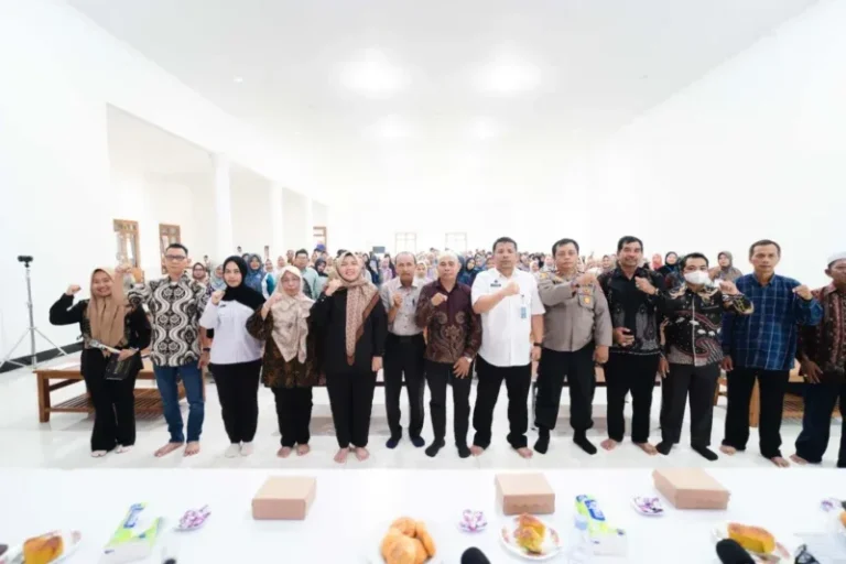 Komisi IX Ajak Masyarakat Kawal Bersama Program Strategis Nasional MBG