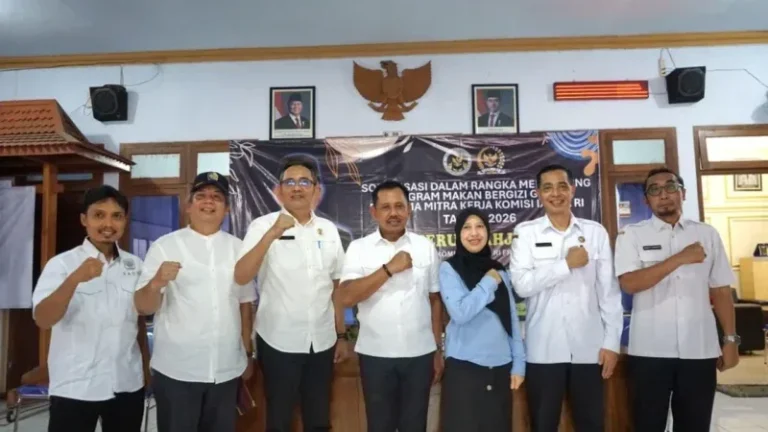 Heru Tjahjono Tegaskan MBG Tak Pangkas Anggaran Pendidikan dalam Sosialisasi di Sobontoro Tulungagung